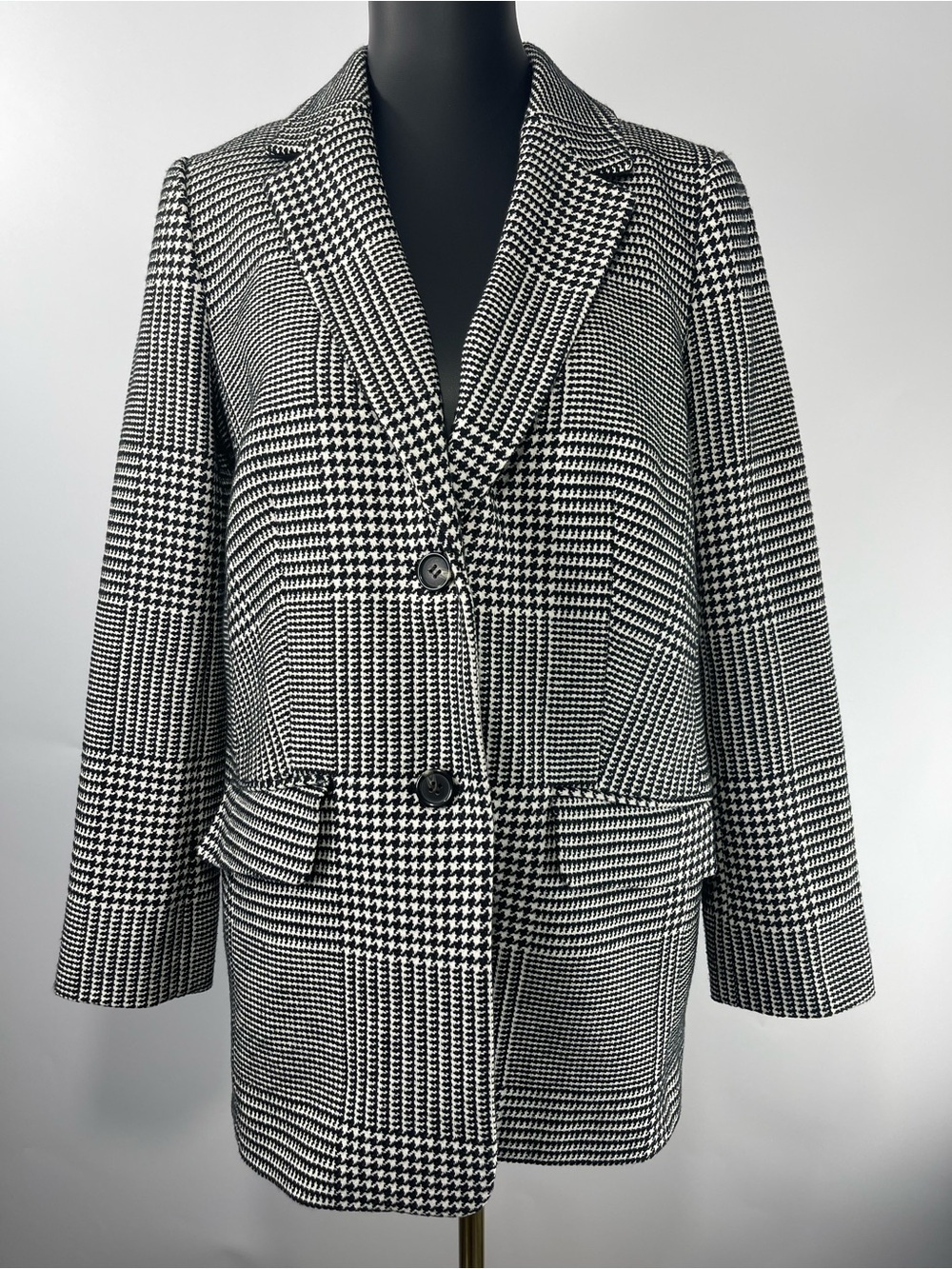 Talbots Women’s Classic Black White Houndstooth Long Workwear Size 4 Blazer